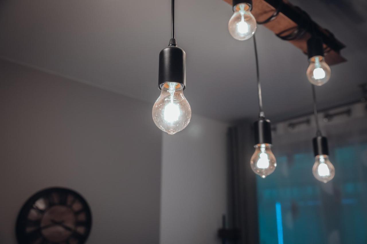 Cosy et moderne en centre ville, fibre haut débit Ernée Extérieur photo